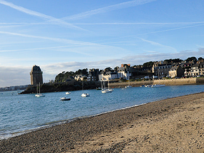 Plage près de l'Appartement Pré Brécel 2 à Saint-Malo